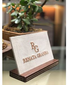 Placa com Bordado - Medida á definir de acordo com a Logomarca