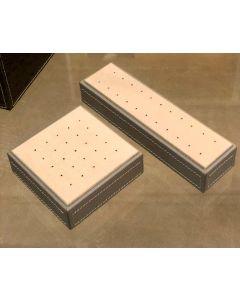 2 Platôs para Brinco ou Piercing - Tampa Solta ( base em couro ) - 10x10x4 cm / 21x6x4 cm