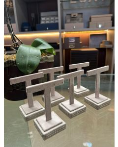 6 Porta Brincos em T para 3 pares (base em couro) - 6x6x13 cm 